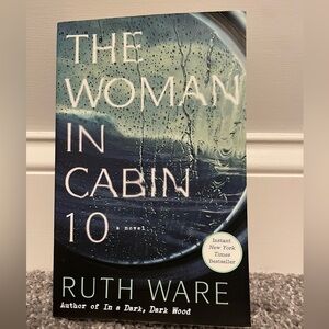 The Women in Cabin 10. Ruth Ware